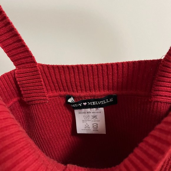 Brandy Melville Knit Tank Top - Picture 2 of 4